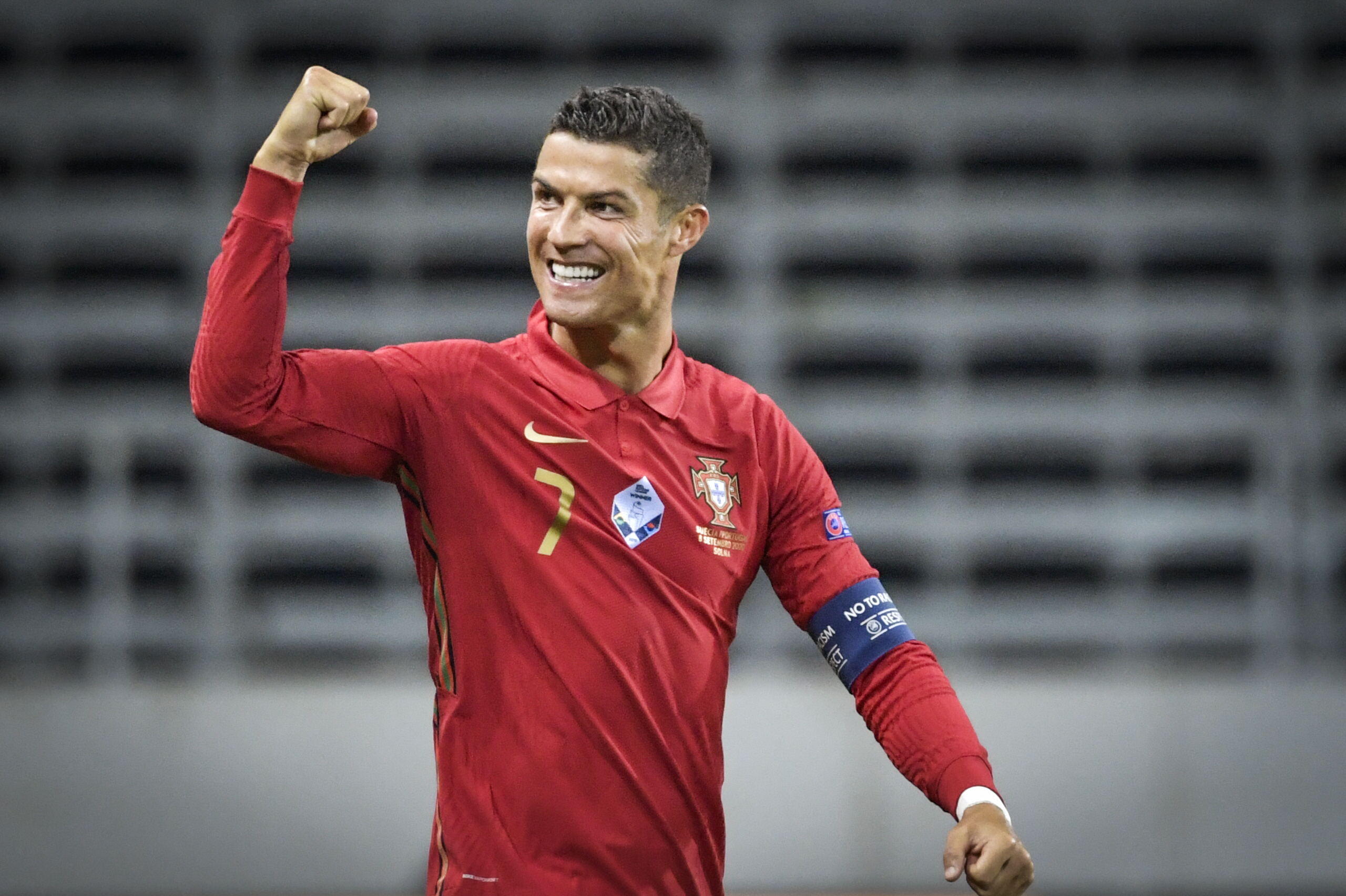 Cristiano Ronaldo llegó a los 100 goles con Portugal (Video)