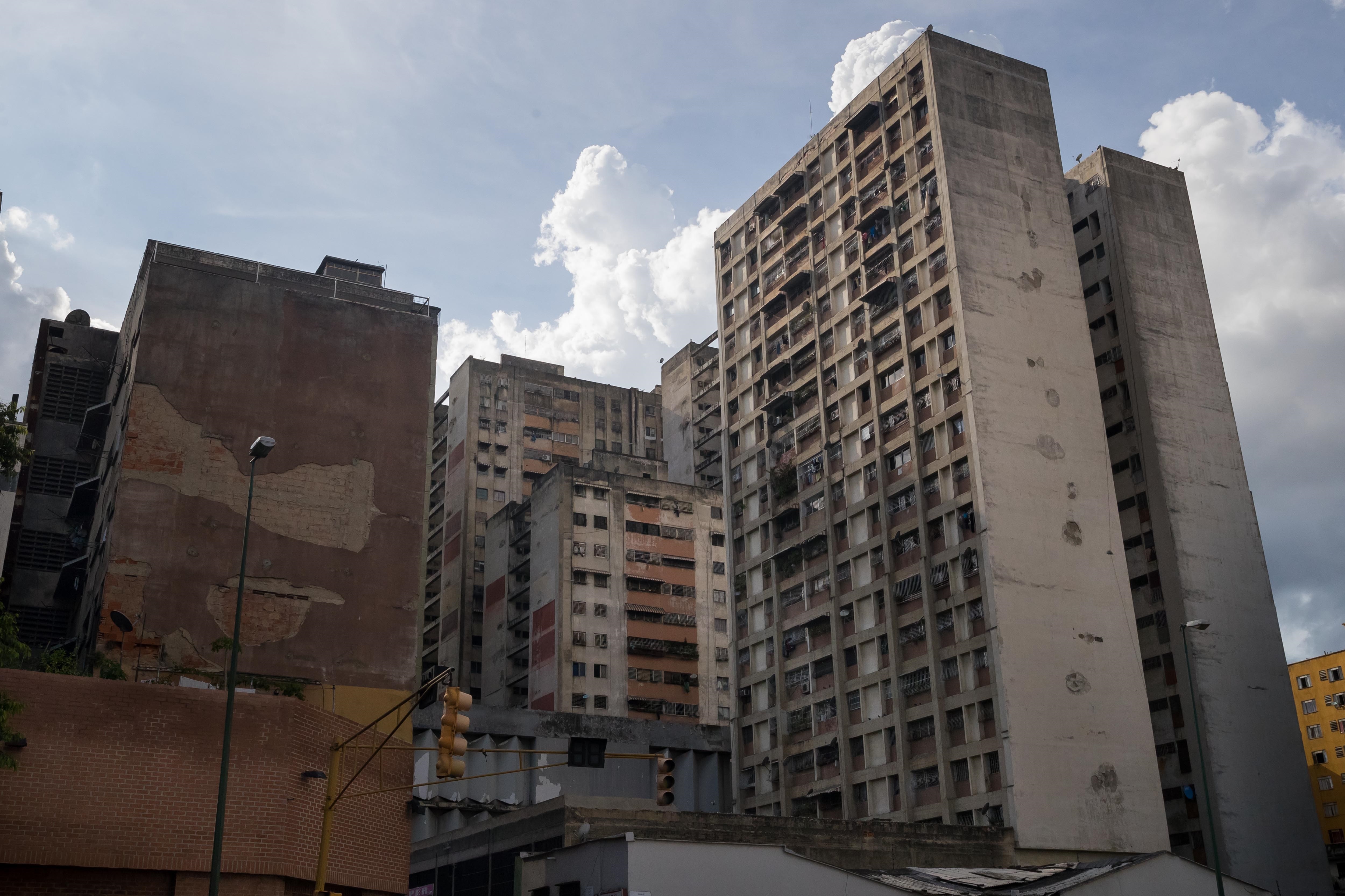 Asamblea chavista plantea reforma de ley de vivienda en “beneficio” de inquilinos