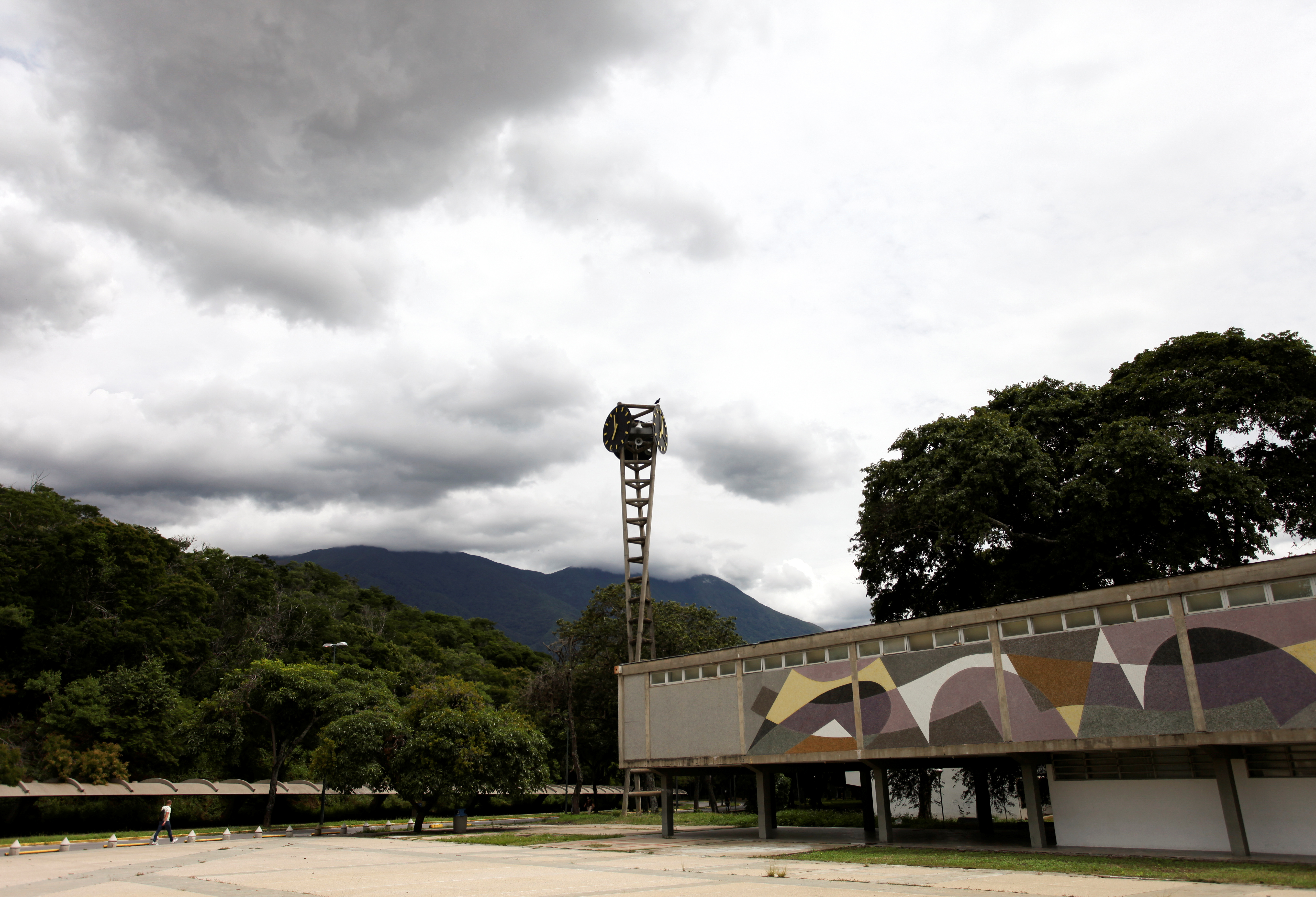 Universidades venezolanas caen en el ranking de mejores instituciones de educación superior de América Latina