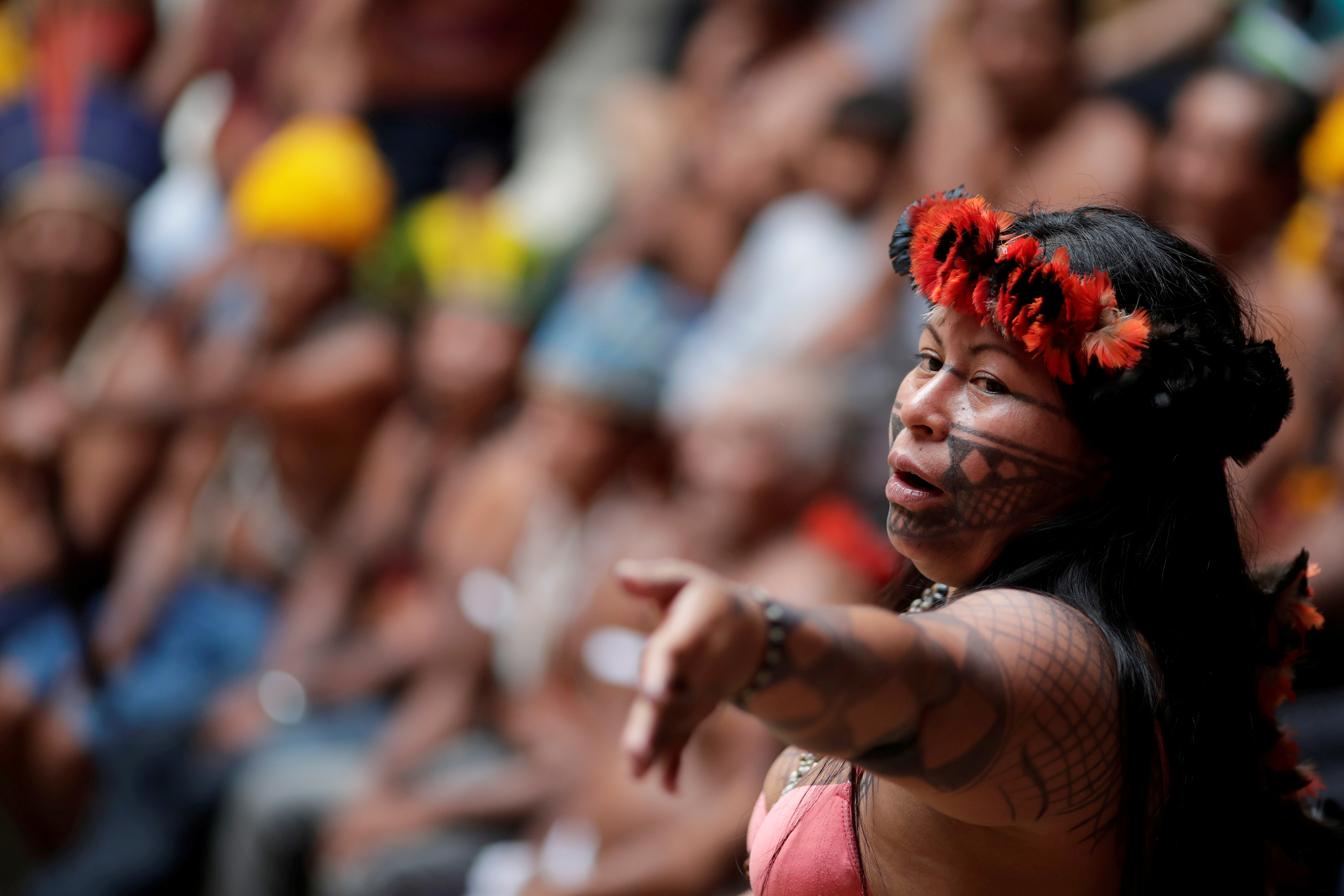 Líder indígena brasileña gana el premio de derechos humanos Robert Kennedy 2020