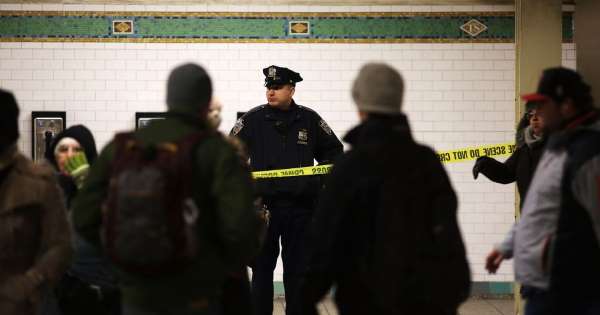 Hallan muerta a una joven en un vagón del Metro de Nueva York