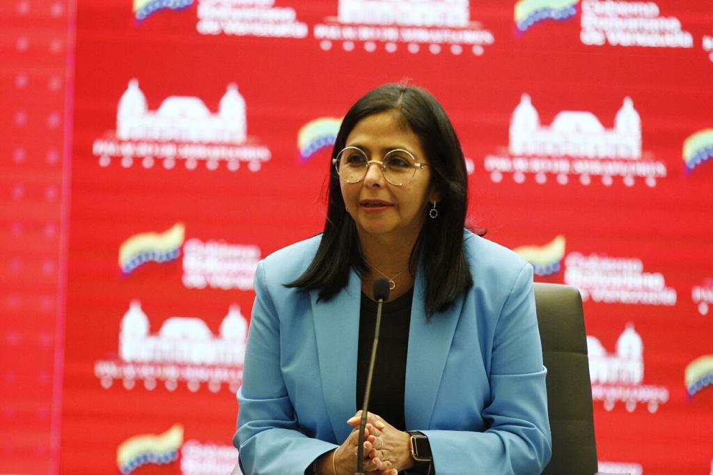 Delcy Eloína intentó venderle la “Ley Antibloqueo” al cuerpo diplomático en Venezuela