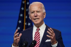 La mitad de los republicanos dice que Biden ganó por una elección “manipulada”