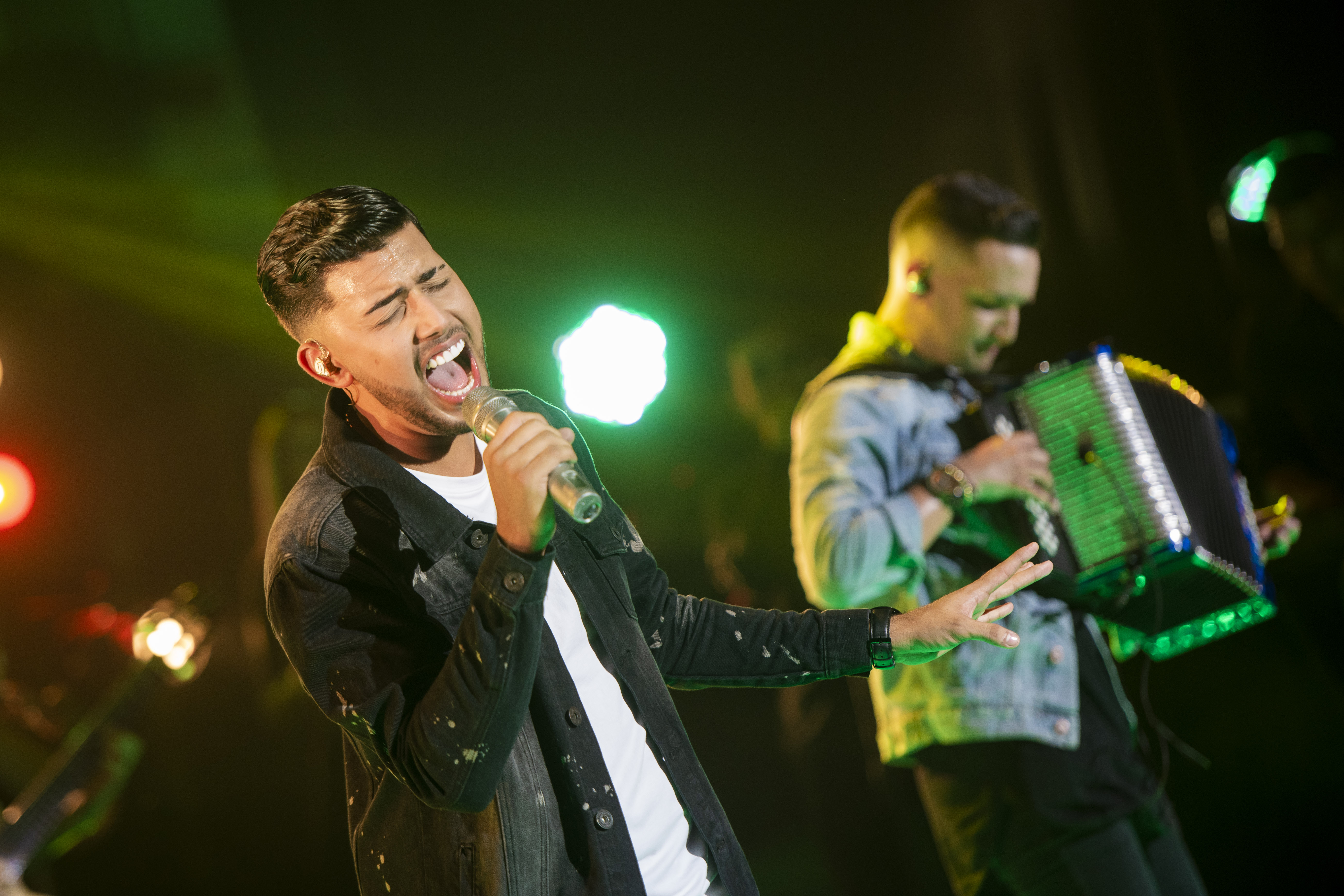 Junior Díaz y Edinson Yepes formalizan su unión musical y graban su “Live 2020”