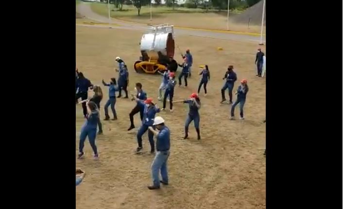 Con Sidor por el suelo, trabajadores realizaron el bochornoso baile de “Jerusalema” (Video)