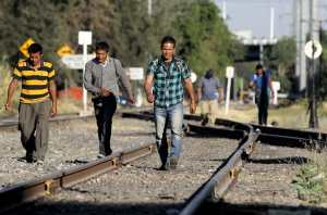 Sin hacerse ilusiones, Mexicanos deportados esperan que Biden modere política migratoria