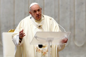 El papa Francisco insta a promover las condiciones para un mundo sin armas nucleares