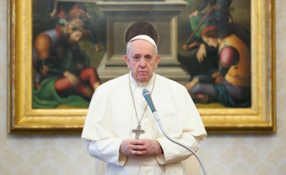 El papa Francisco anuncia que viajará a Líbano lo antes posible