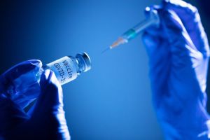 OPS advierte que “politizar” vacunas y medidas de control de Covid-19 podría costar vidas