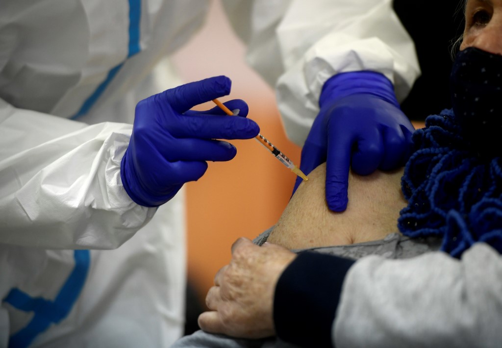 Medio millón de personas han sido vacunadas contra el coronavirus en Italia