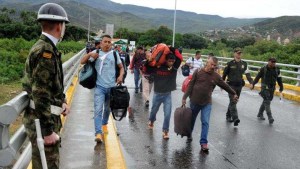 Perú anunció que sí vacunará a los migrantes venezolanos, aunque no dijo cuándo