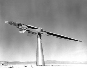 Revelan imágenes desclasificadas del mítico avión Lockheed A-12… ¡Cuando hacían pruebas en el Area 51! (FOTOS)