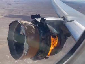 Boeing planeaba cambiar carcasas de motores de los 777 antes de accidente reciente