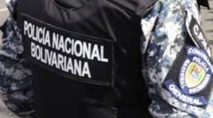 ¡Descarados! Esbirros del régimen se pasean en moto rompiendo TODAS las leyes en Maracay (Imágenes)
