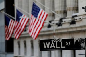 Wall Street hace una pausa y termina a la baja