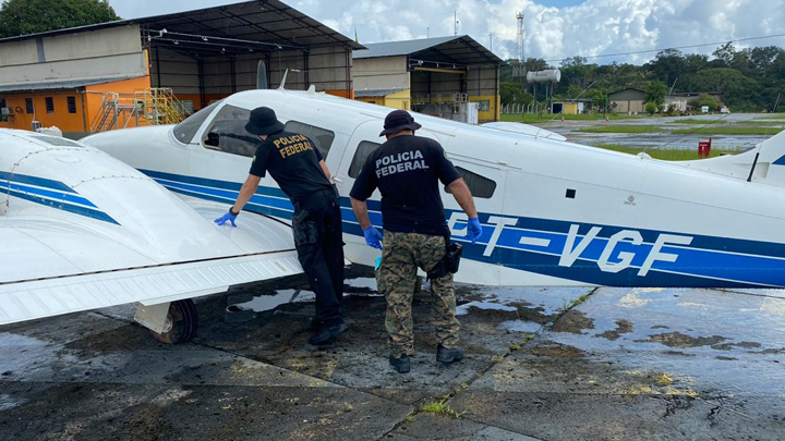 Incautan 500 kilos de cocaína en una avioneta que iba de Brasil a Portugal