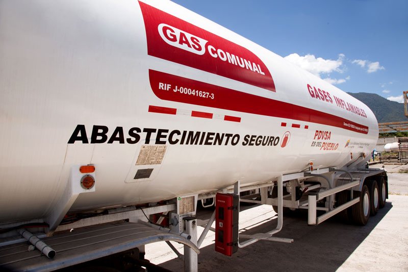 Maduro propuso suministrar gas a México pese a que en Venezuela escasean las bombonas