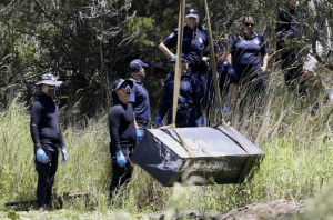 Apuñalados y ahogados en el mar dentro una caja de metal: El violento final de una pareja en Australia