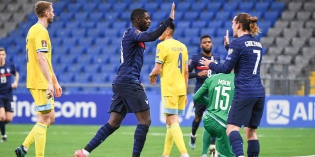 El gol de Dembele, un blooper defensivo y el penal errado de Mbappe: Lo mejor del triunfo de Francia ante Kazajistán