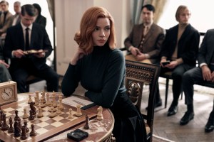 “Gambito de dama” en problemas: La legendaria jugadora soviética de ajedrez demanda a Netflix por “sexista y denigrante”