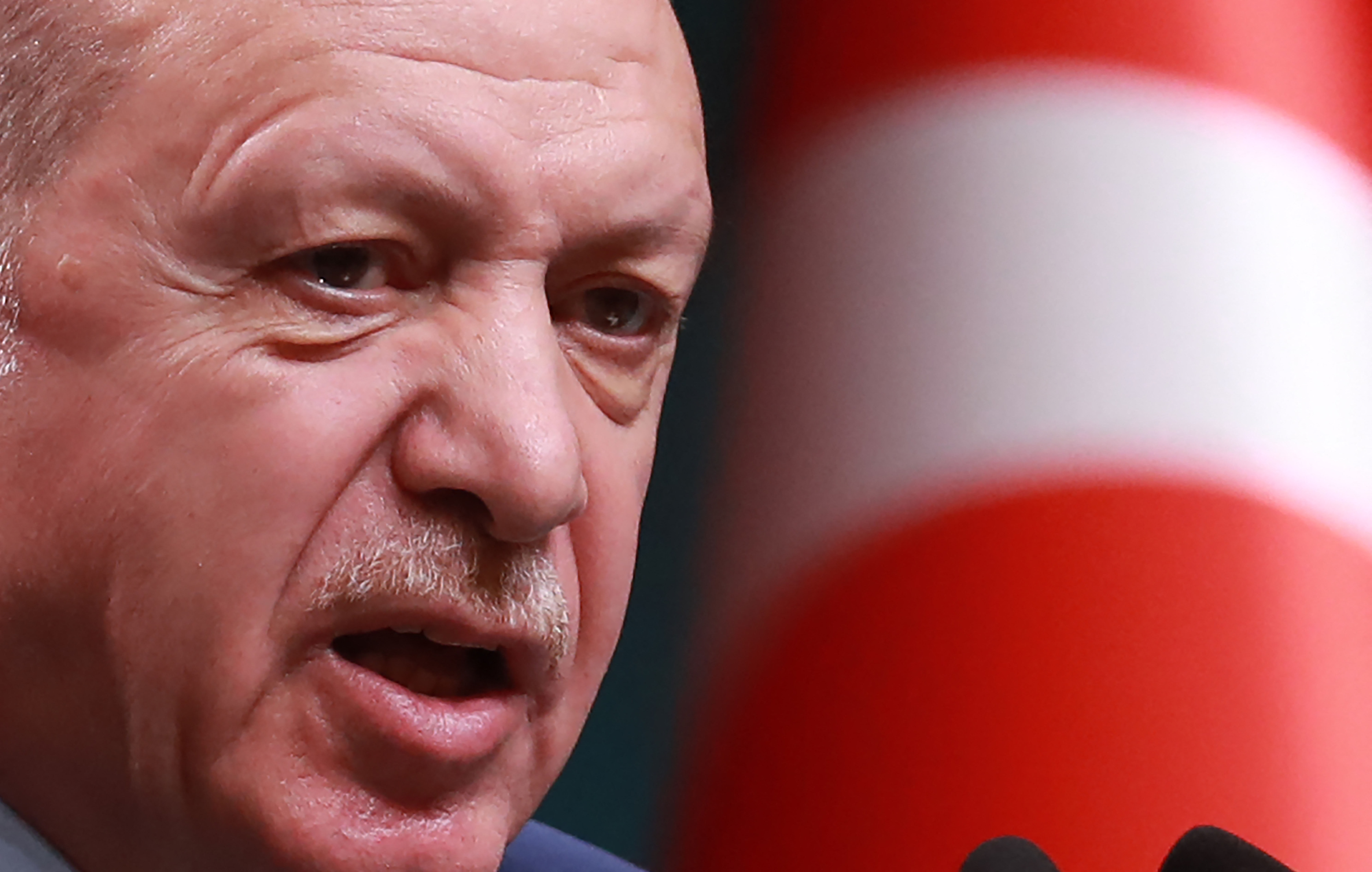 Erdogan apela a la homofobia extrema en uno de sus discursos más polémicos