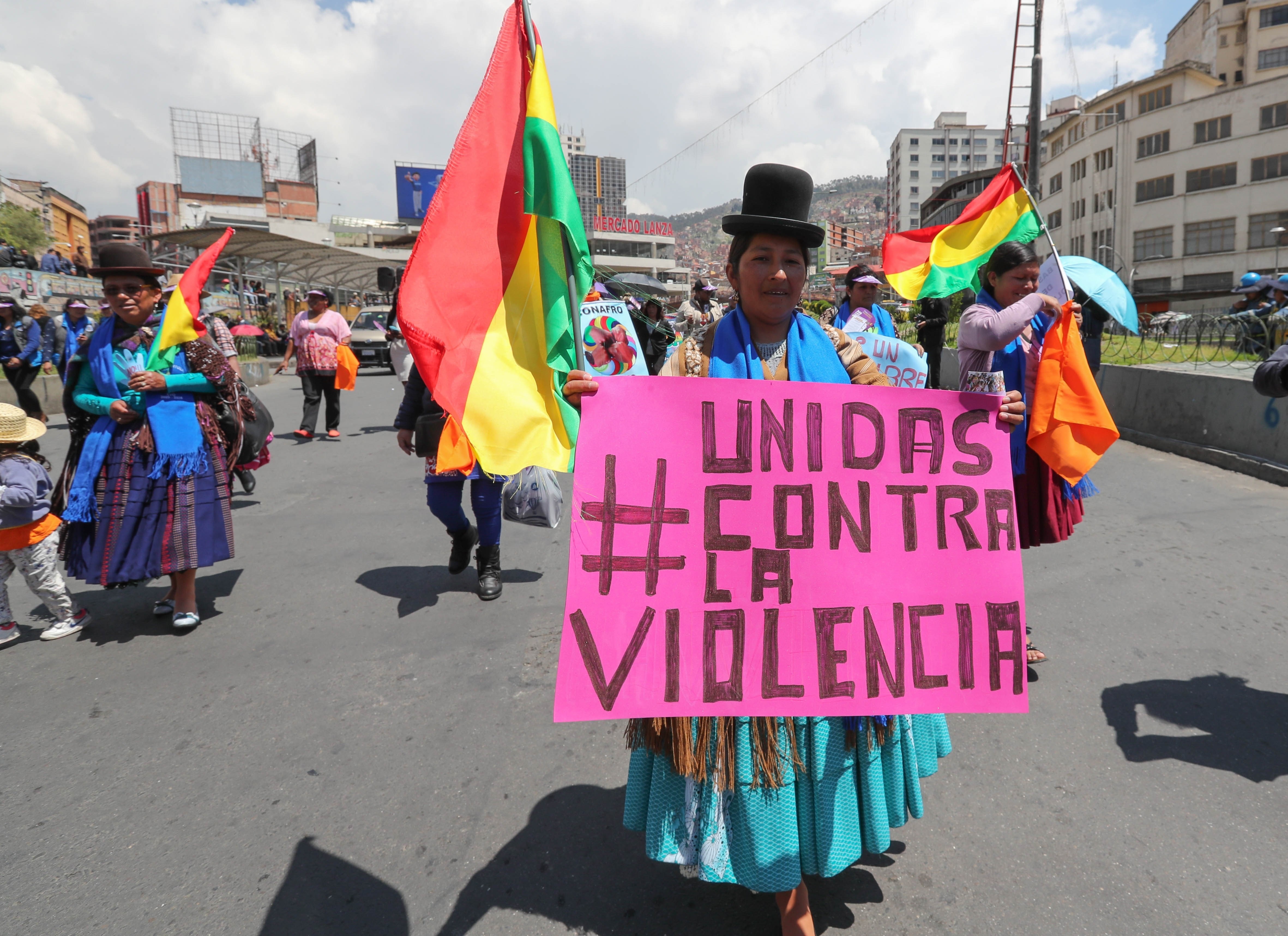 Feminicidios en Bolivia dejan una treintena de huérfanos en tres meses