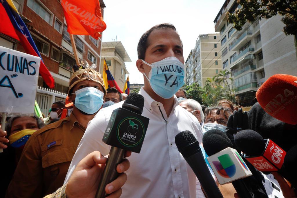Juan Guaidó pide al Alto Mando militar que “hable claro” sobre lo que ocurre en Apure