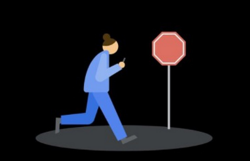 Google les pedirá a sus usuarios que dejen de mirar el celular mientras caminan