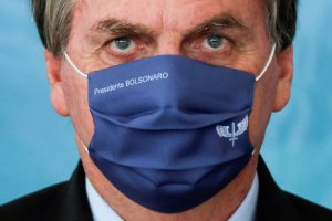 Bolsonaro será trasladado a Sao Paulo para una posible cirugía intestinal