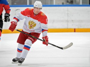 Detienen en Polonia a un jugador de hockey ruso por sospecha de espionaje