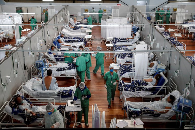 El coronavirus colapsa los hospitales en Brasil: Gobernadores piden ayuda humanitaria a la ONU