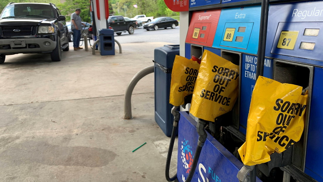 Autoridades de EEUU instaron a la población a evitar el uso de bolsas de plástico para cargar gasolina