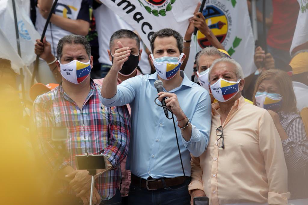 Sigue EN VIVO las declaraciones de Juan Guaidó
