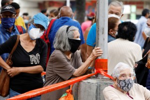 Maduro dijo que van tres millones de vacunados en Venezuela, a la espera por Covax