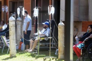 El colapso sanitario agobia a Paraguay: Pidieron oxígeno medicinal a Brasil