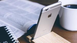 Apple da una lección de obsolescencia a Android: El mítico iPhone 6s recibirá la actualización iOS 15