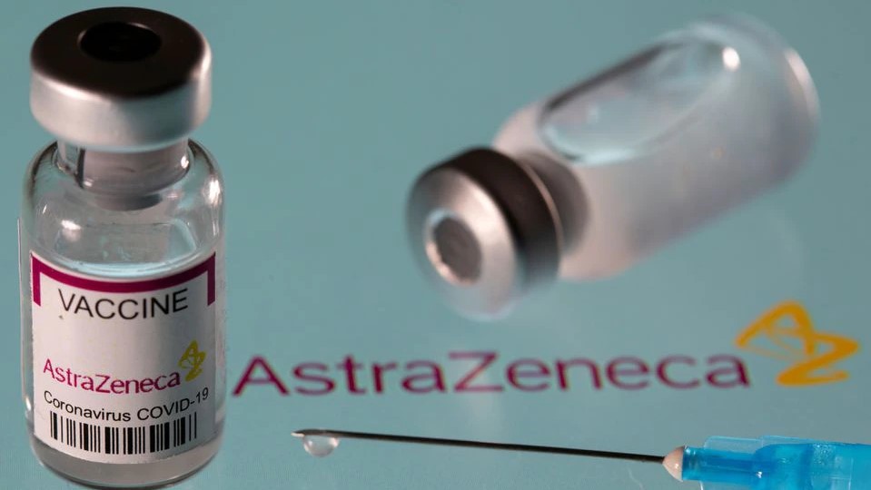 Agencia europea examina cóctel de anticuerpos de AstraZeneca contra el Covid-19