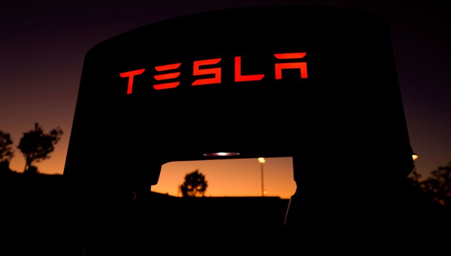 Seis trabajadoras demandan a Tesla por acoso sexual en la planta