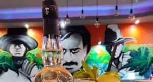 Pablo Escobar y un bar “en su honor” en Inglaterra: Colombianos rechazan glorificar su legado criminal
