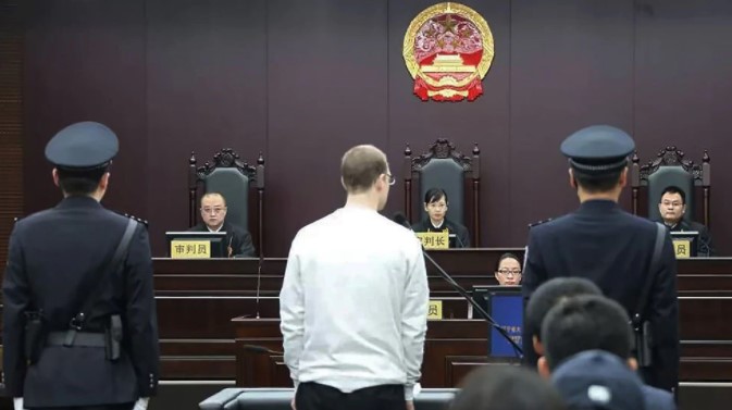 El régimen chino confirmó la sentencia de pena de muerte contra un canadiense por tráfico de drogas