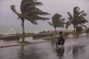 Emitieron alerta de tormenta tropical para los cayos de la Florida