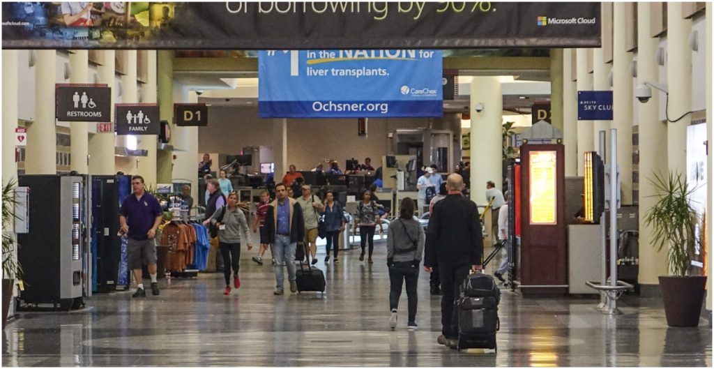 Aeropuerto de Nueva Orleans canceló todos los vuelos ante la llegada del huracán Ida