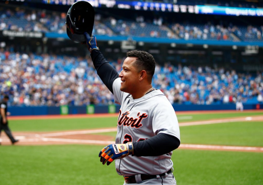 El Extrabase: Miguel Cabrera pagó su inscripción en el club de los 500