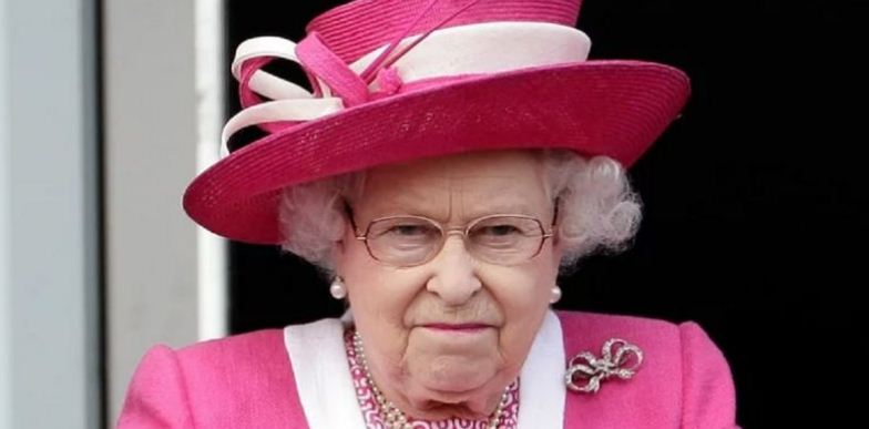 La reina Isabel II está contratando a alguien para que revise todos sus secretos reales… ¡y paga una fortuna!