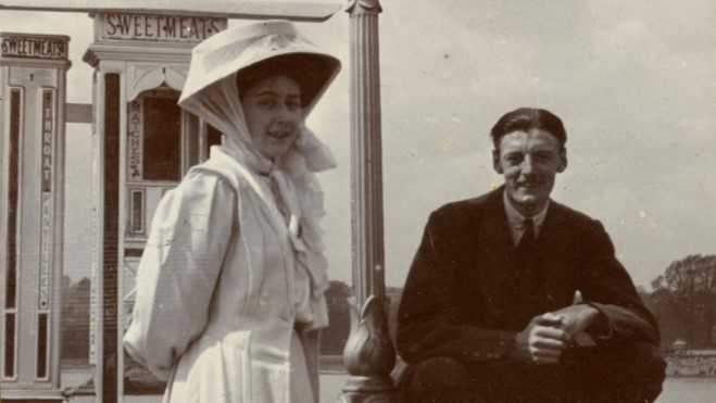 Un marido infiel y un auto con rastros de sangre: El misterio de la desaparición de Agatha Christie