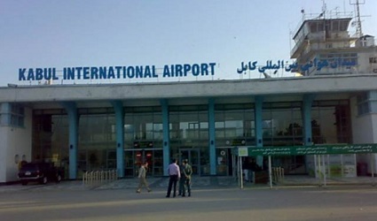 Un avión catarí aterrizó en Kabul con un equipo técnico para reanudar las operaciones en el aeropuerto