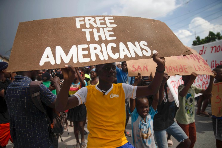Amnistía Internacional pide a México y EEUU frenar la deportaciones de haitianos
