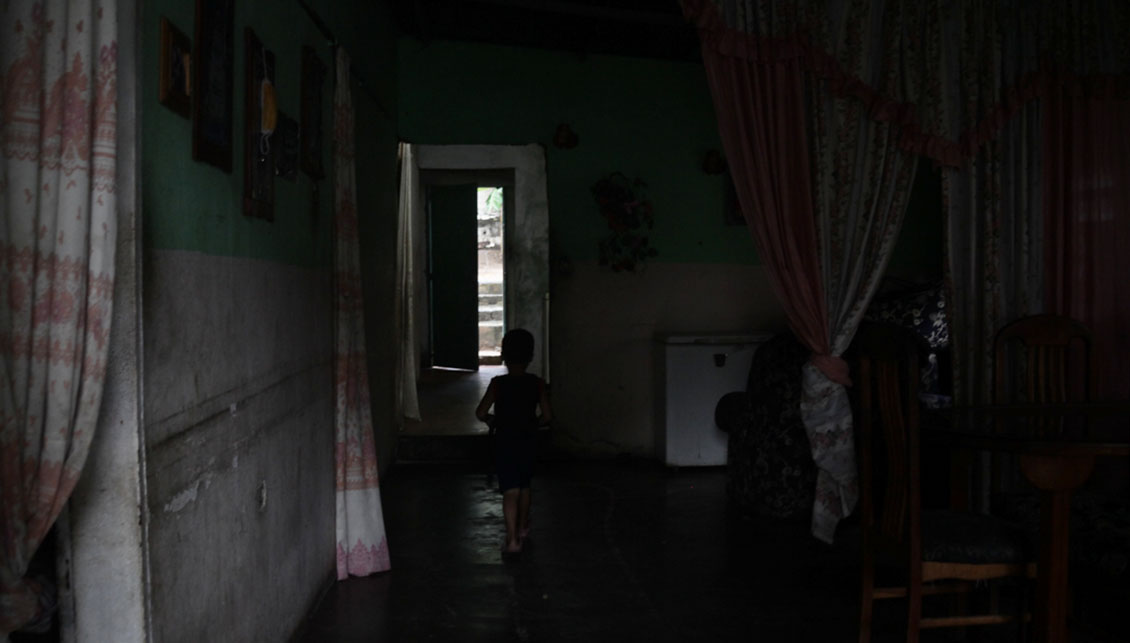 Familias en Ciudad Piar y Tumeremo están incomunicados por cortes de luz prolongados