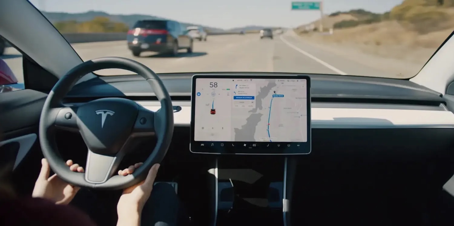 Tesla lanza un seguro para automóviles con primas basadas en el comportamiento en tiempo real