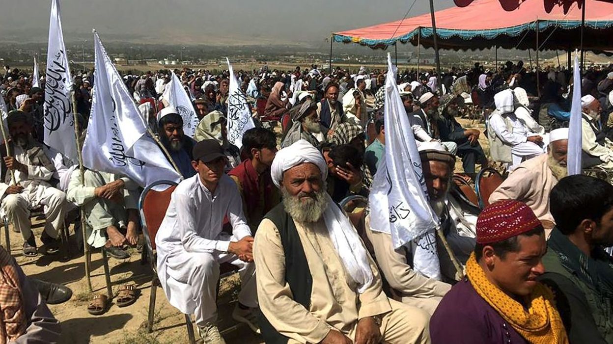 Talibanes se concentraron en Kabul para celebrar su victoria